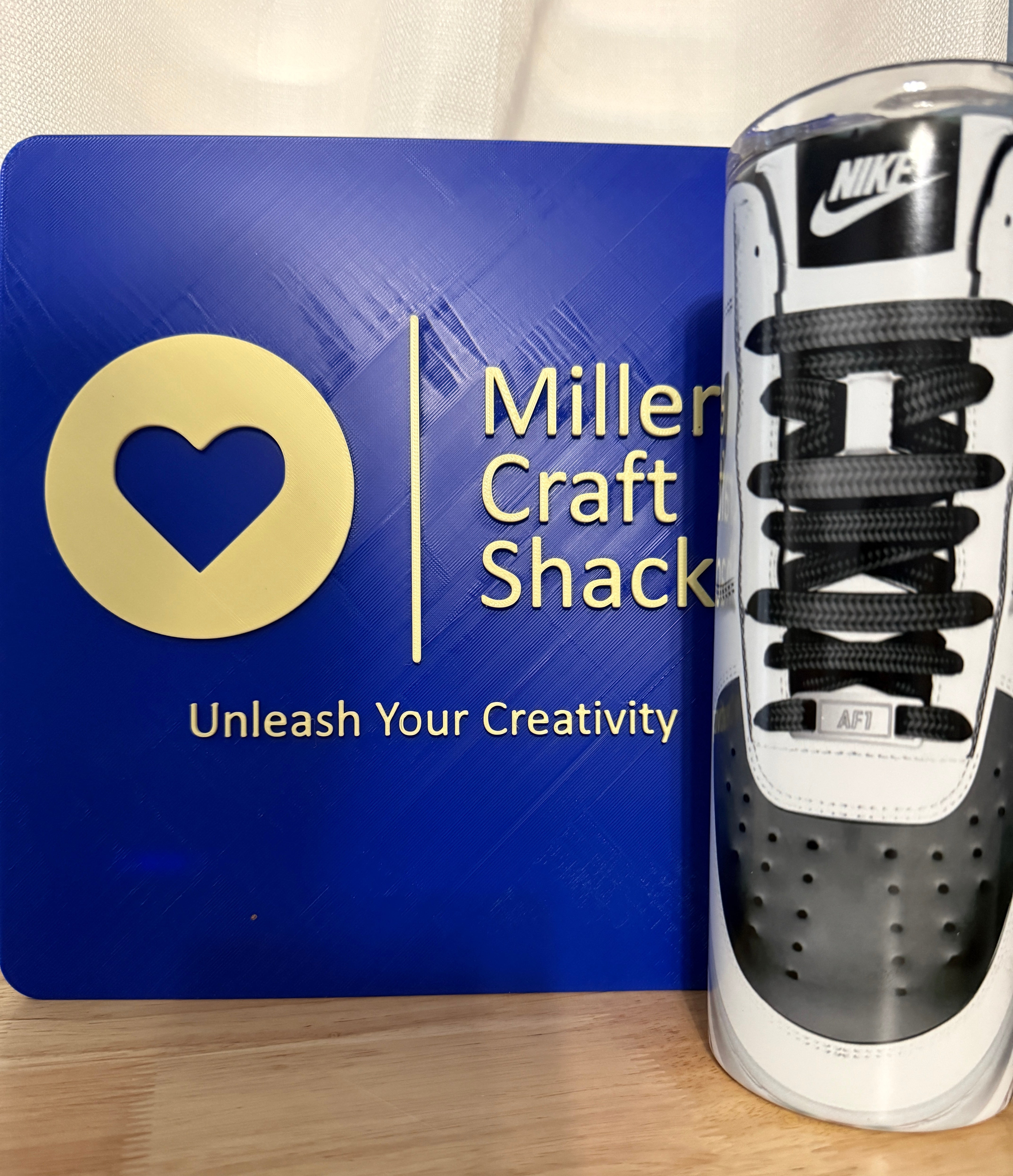 Nike Shoe - 22oz Skinny tumbler