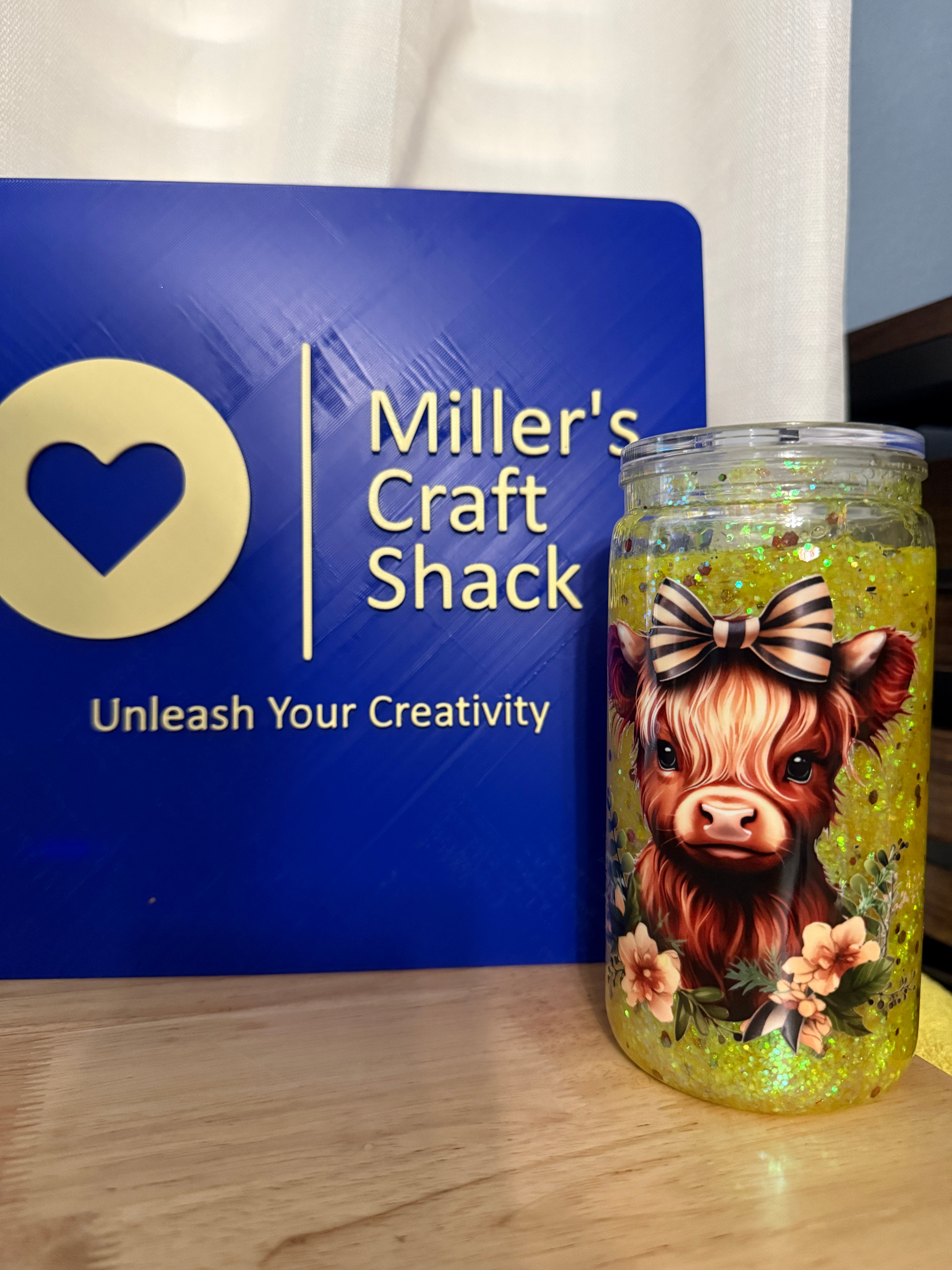 Cow with yellow and brown glitter - 16 oz